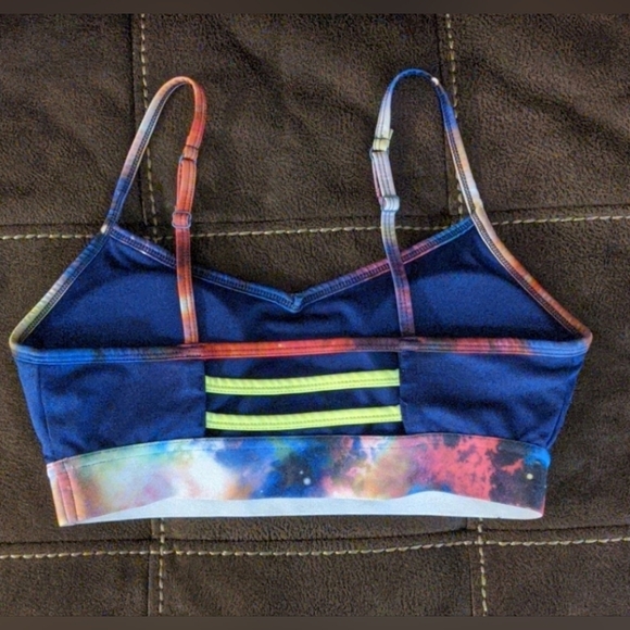 2 SO Sports Bra's Size: Medium - Picture 5 of 5